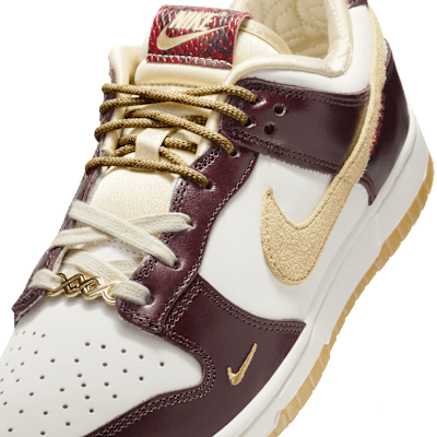 スニーカー Nike Dunk Low LX Women Shoes Nike Dunk Low LX Women's Shoes. Nike CA